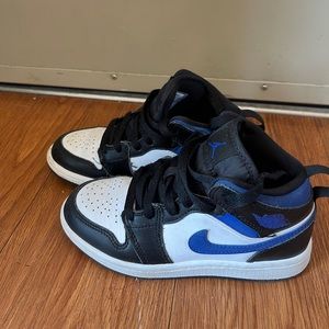 Little boy Jordan 1s